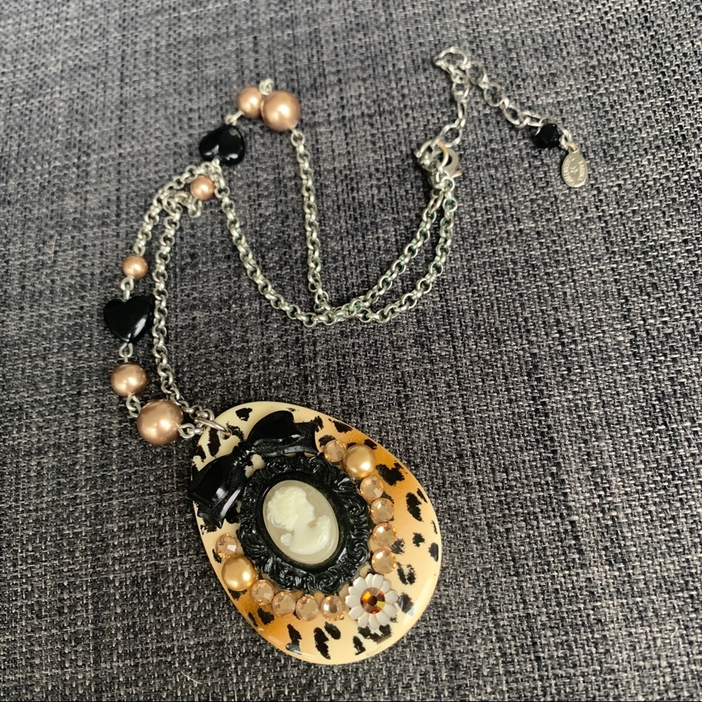 Leopard Cameo Tarina Tarantino Necklace